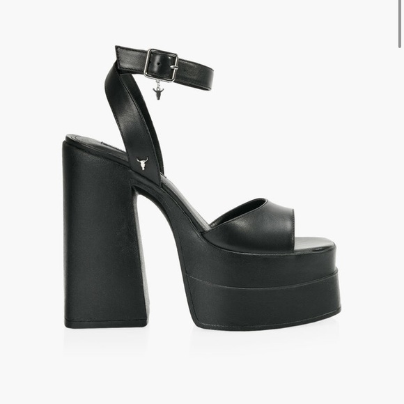 SOLD ON DEPOP @jen1234567890 - Windsor Smith MONACO PLATFORM HIGH HEEL (Size 7) - Picture 1 of 3